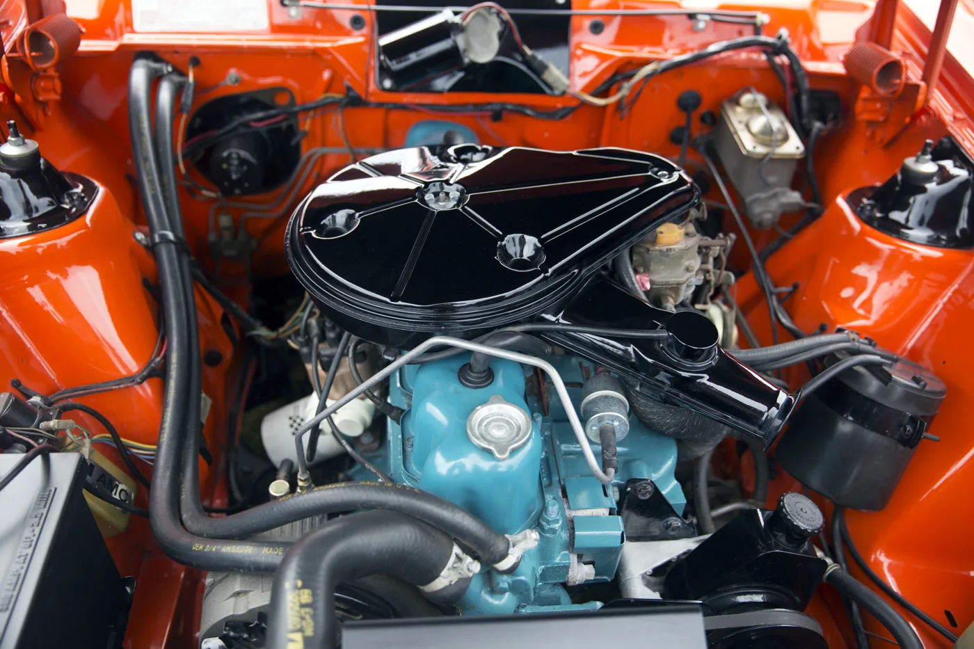 An AMC straight-six (232/258 family), the lineage the 4.0 descends from